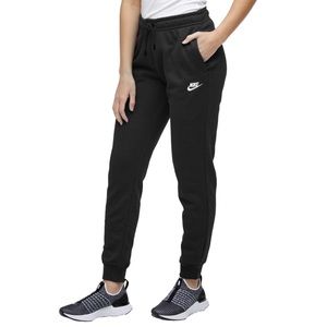 Women’s Nike Sportswear Essential Joggers